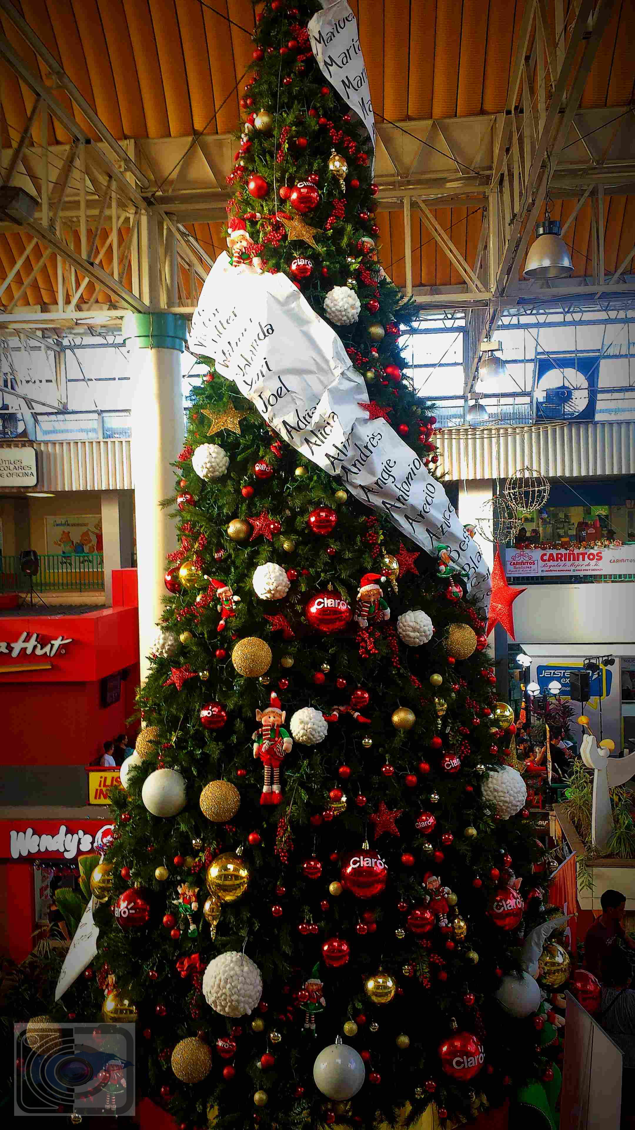 Árbol Navidad Plaza Miraflores 